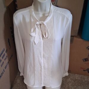 Creme Banana Republic M